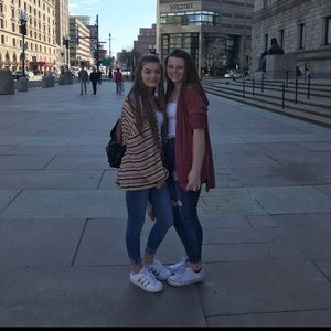 Meet your Posher, Julia